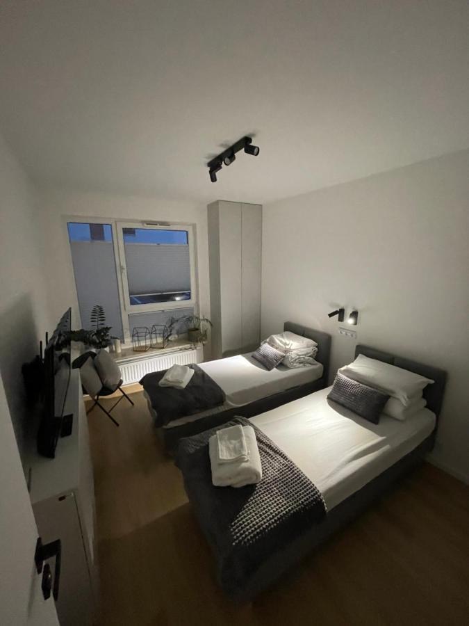 Apartament 4 Bed 2 Room Warschau Buitenkant foto